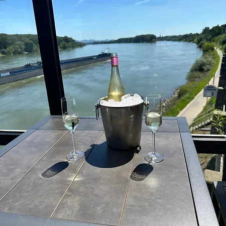 Rheinterrassen Cafe Restaurant 3* Widdig