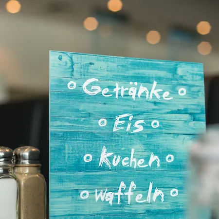 Rheinterrassen Cafe Restaurant 3*