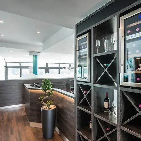 Hotel Rheinterrassen Cafe Restaurant