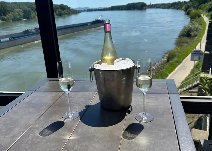 Rheinterrassen Cafe Restaurant 3* Widdig