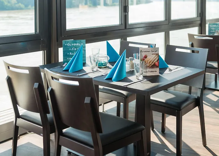 Ξενοδοχείο Rheinterrassen Cafe Restaurant