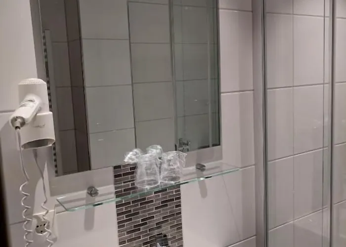 Rheinterrassen Cafe Restaurant 3* Widdig