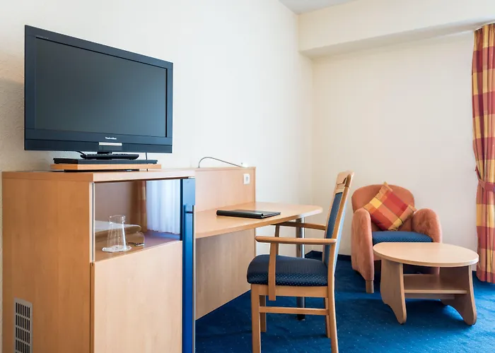 فندق Rheinterrassen Cafe Restaurant فيدِش