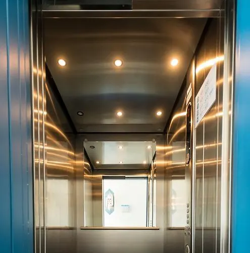 ホテル Rheinterrassen Cafe Restaurant