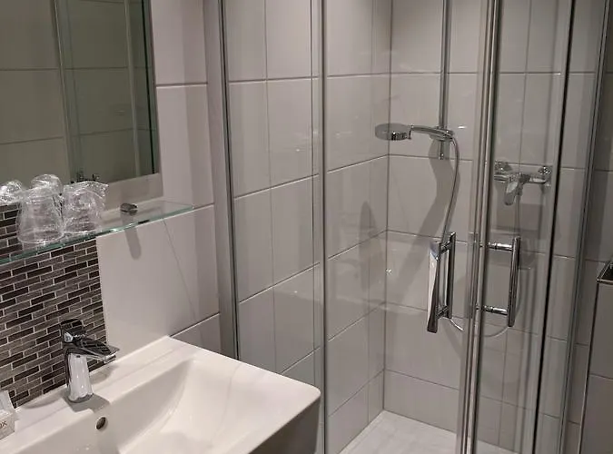 Rheinterrassen Cafe Restaurant 3* Widdig